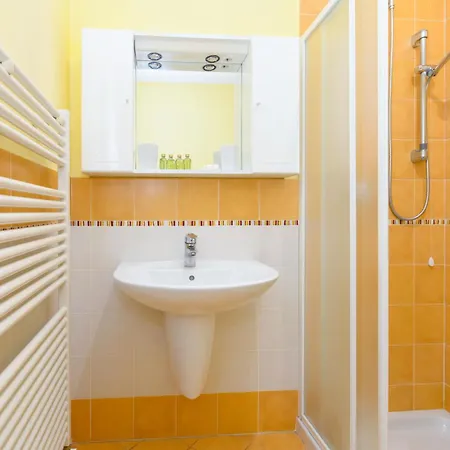 Olive Escape Apartment